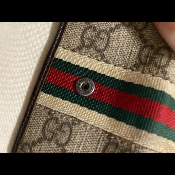 Pre Loved Gucci Key Case Holder - Picture 9 of 13